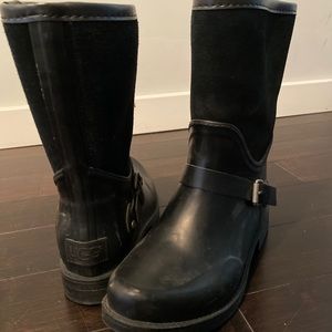 UGG women’s Sivada black suede rain boots